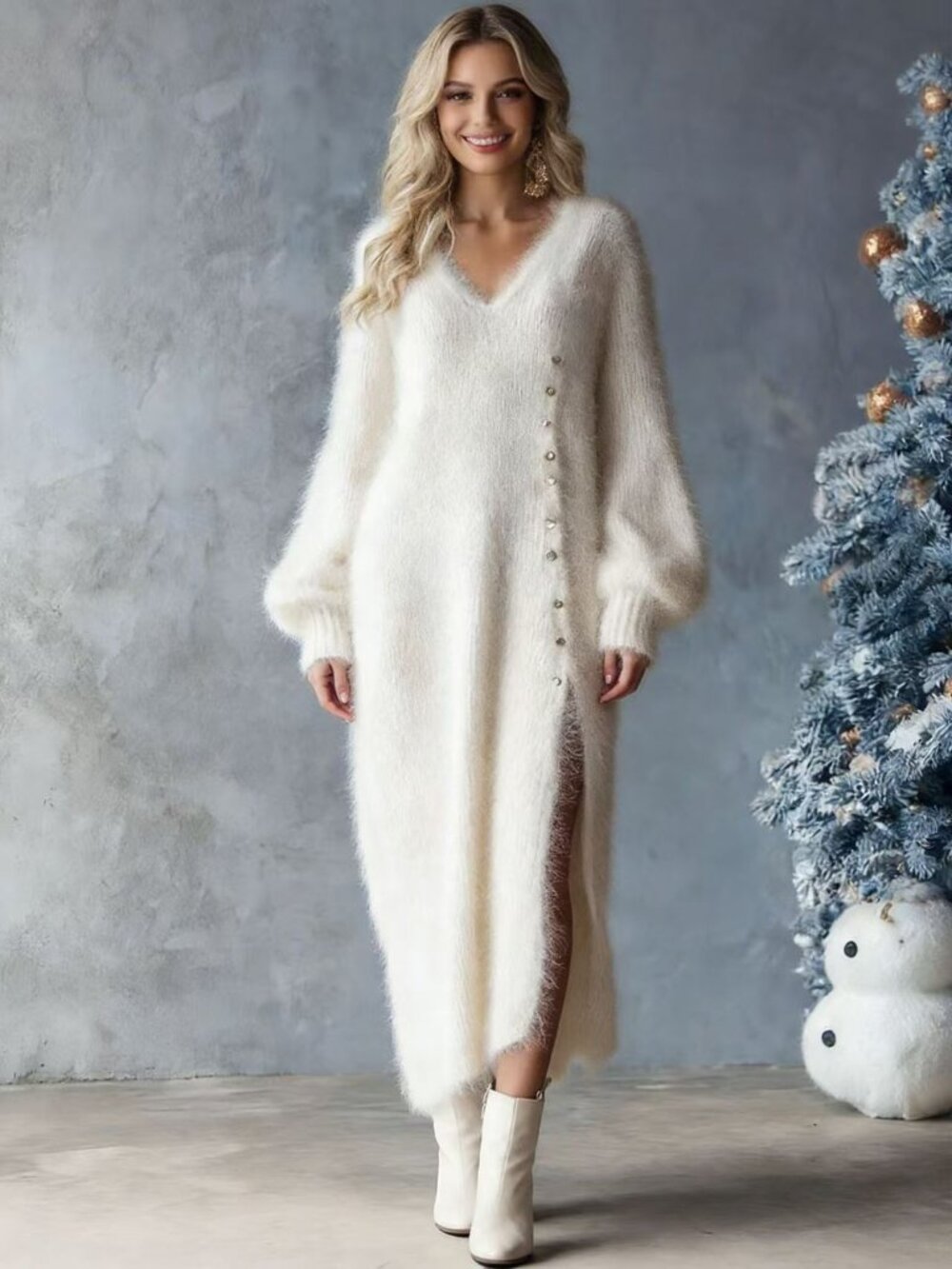 Women's dress in brand-new condition